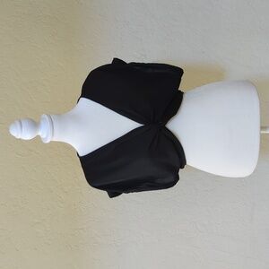 🌻 Forever 21 Black Twist Knot Front Wide Rolled Sleeve Crop Top Size Small